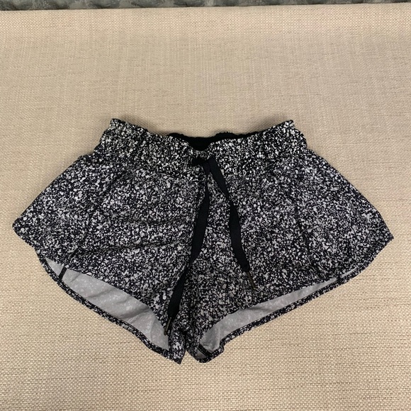 Lululemon Hotty Hot Short, 🦄 
Splatter Reflective - Picture 4 of 7